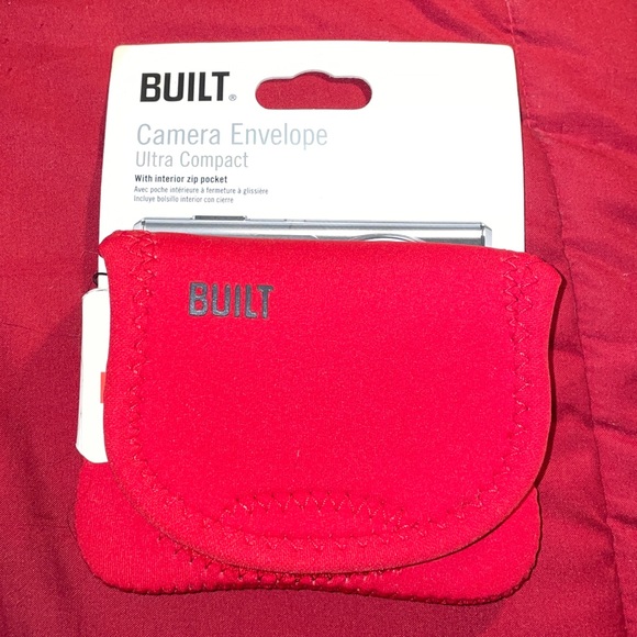 BUILT Brand Camera Envelope - Picture 2 of 4